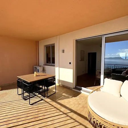 Bright With Sea View In Apartman Ajaccio